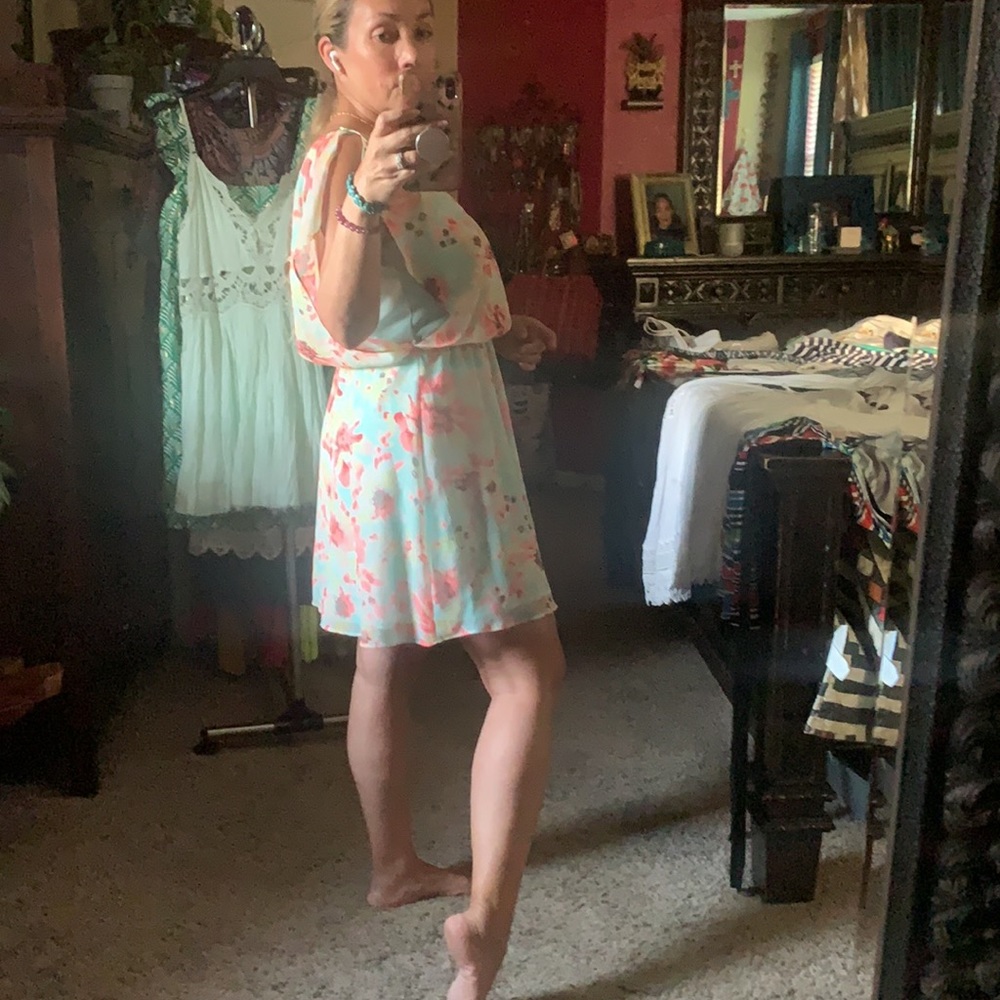 🌸 Floral dress 👗 - Picture 4 of 14